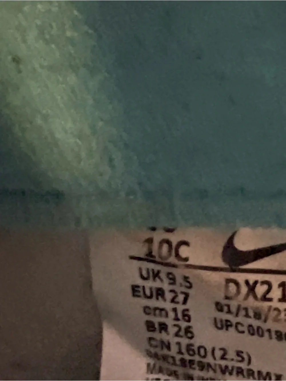 Nike Force 1 LV8 2 Sneakers